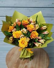 Букет цветов из:  Альстромерии и Розы в Старобжегокайском