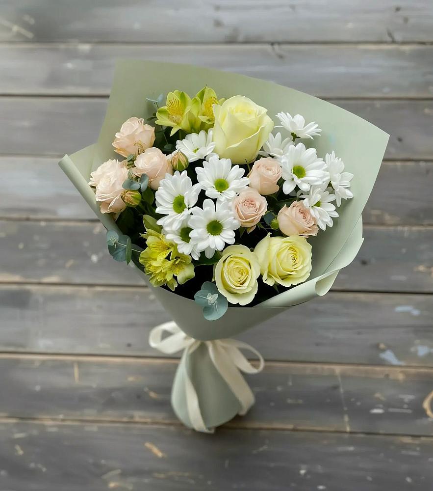 Букет цветов из: Альстромерии, Розы и Хризантемы в Старобжегокайском