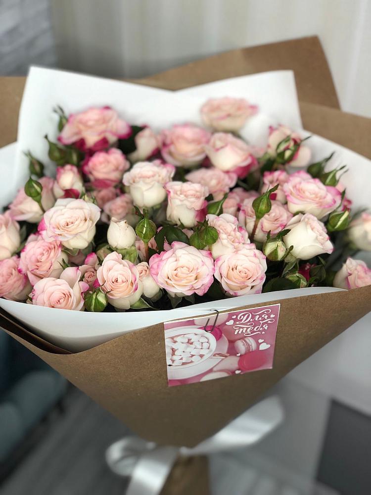 Букет цветов из: Розы в Старобжегокайском