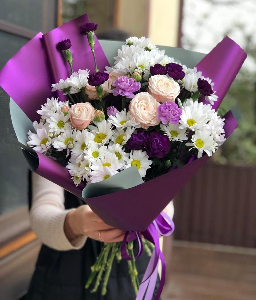 Букет цветов из: Хризантемы, Гвоздики и Розы в Старобжегокайском