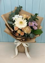 Букет цветов из:  Герберы и Хризантемы в Старобжегокайском