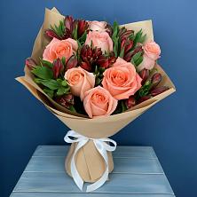 Букет цветов из:  Розы и Альстромерии в Старобжегокайском