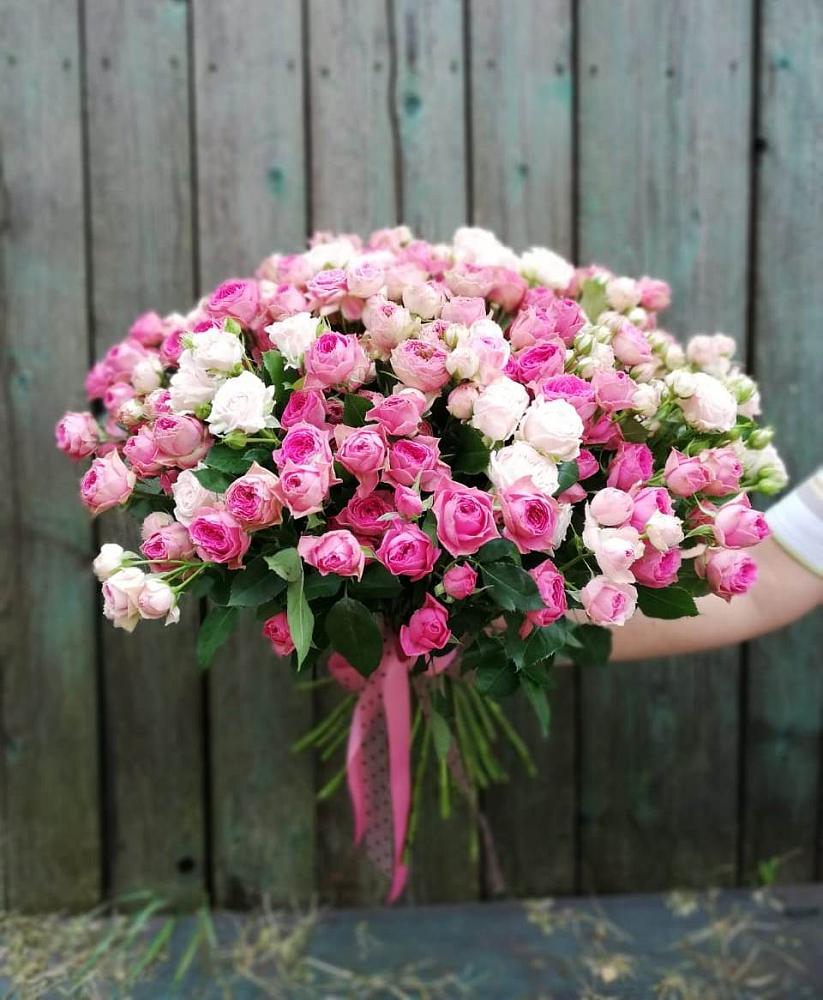 Букет Розовые кустовые розы Натали и Лав Лидия в Старобжегокайском