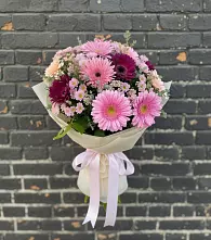 Букет цветов из:  Герберы и Хризантемы в Старобжегокайском