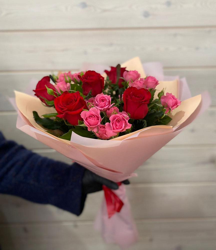 Букет цветов из: Розы в Старобжегокайском