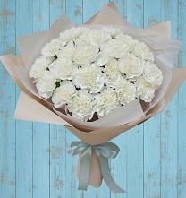 Букет цветов из:  Гвоздики в Старобжегокайском