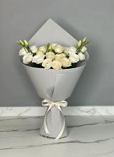 Букет цветов из:  Розы и Лизиантусы #REPLACE_PRED# Старобжегокайском